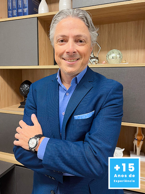 Dr. Fabio Castello Branco
